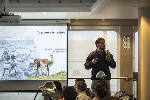 Actividades a bordo de Australis. SoloCruceros.cl