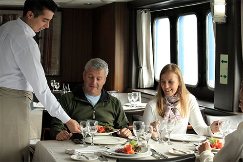 Gastronomía excelente con Australis. SoloCruceros.cl