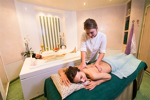 Centro de Spa, masaje y jacuzzi a bordo. SoloCruceros.cl