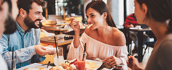 Explore 4 con Holland. SoloCruceros.cl Explore 4 con Holland. SoloCruceros.cl