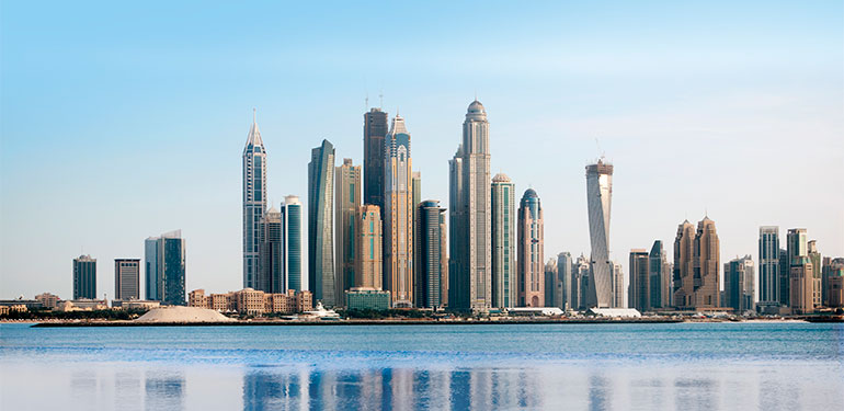 Cruceros desde Dubái al mejor precio, rascacielos. SoloCruceros.cl