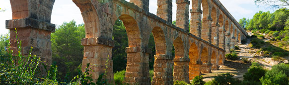 Acueducto Romano de Tarragona. SoloCruceros.cl Acueducto Romano de Tarragona. SoloCruceros.cl